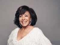 Dame Shirley Bassey Photo 1 Matt Holyoak 1 