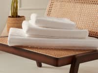 White Cotton Ribbed Towel 