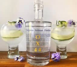 Mother’s Ruin Chalgrove Artisan Distillery bottle with 2 glasses