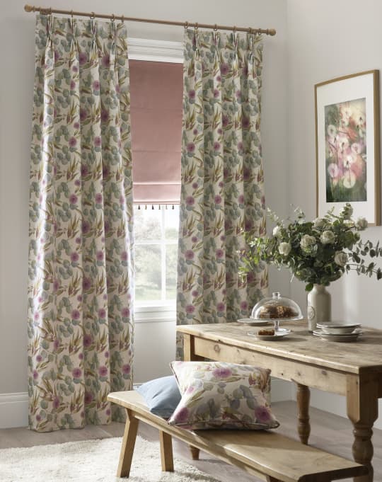 FLORA BLUSH CURTAIN ROOM SHOT suj2fk