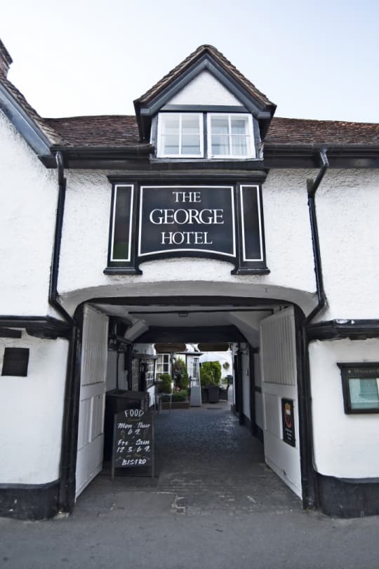 The George Hotel Wallingford Sign over Arch