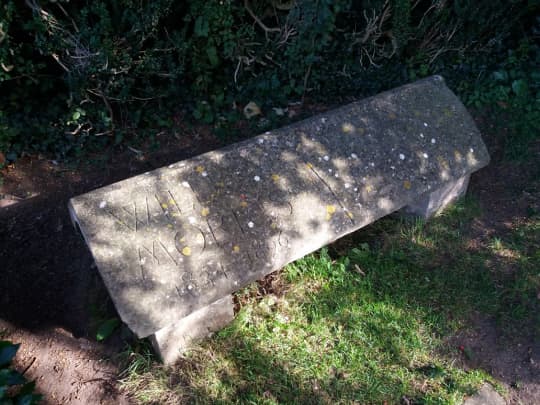 Kelmscott Manor William Morriss Grave