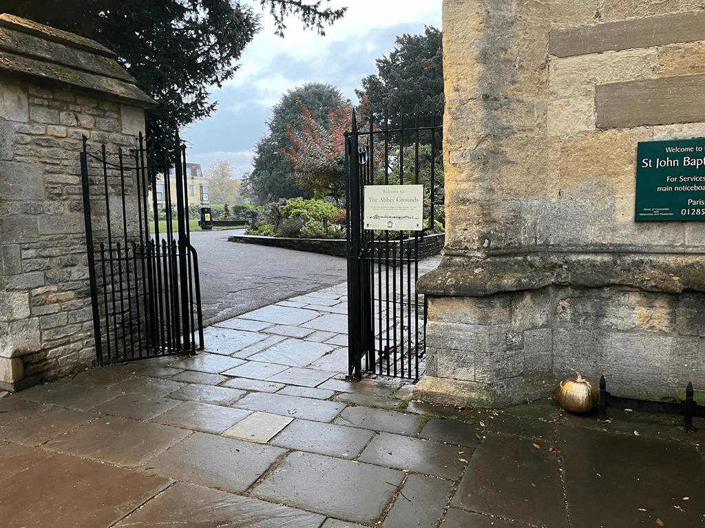 10 Golden Pumpkins To Be Found At Cotswold Farm Park