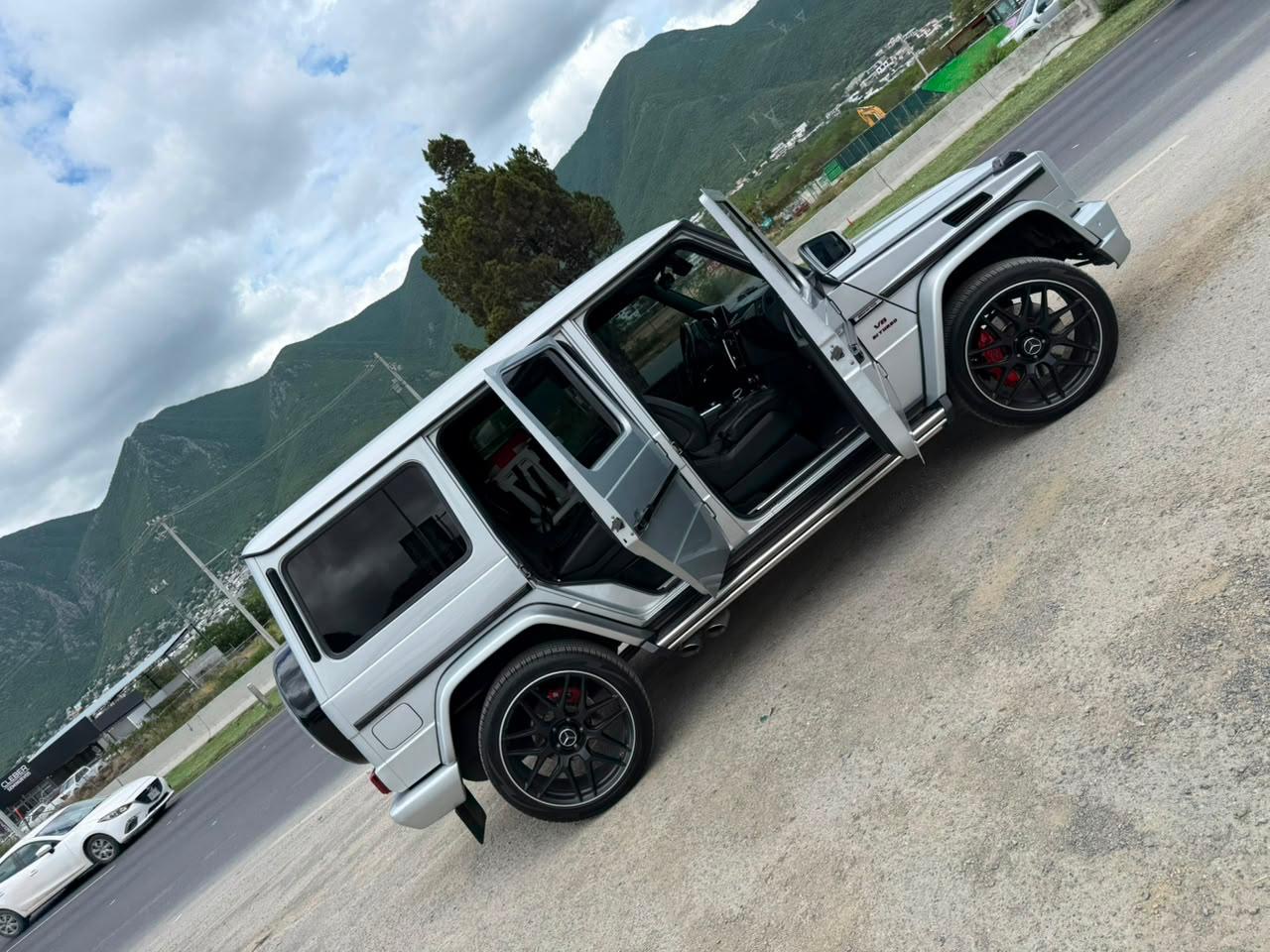 Mercedes-Benz AMG G 63 2016 - 8