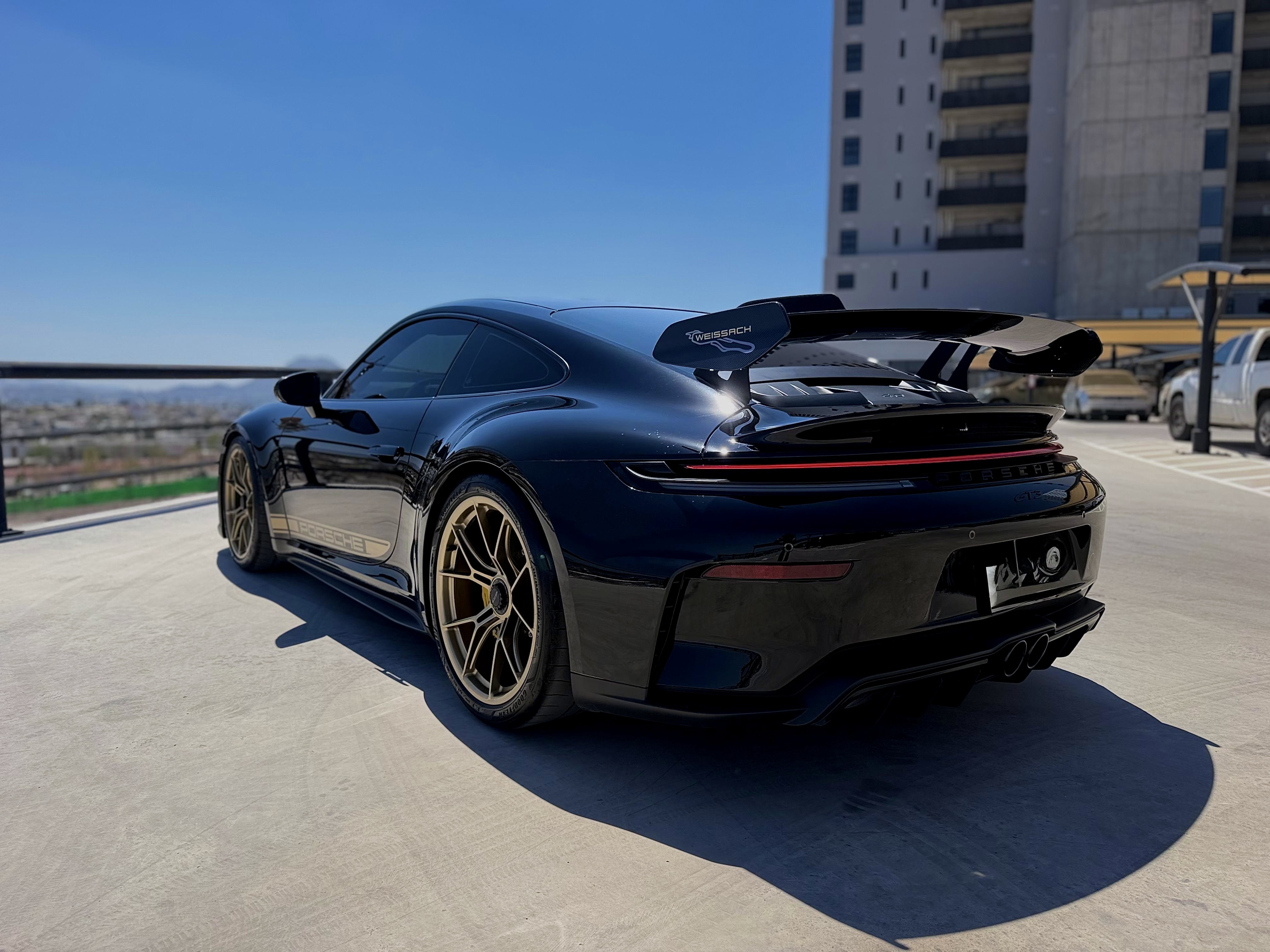 Porsche 911 GT3 Weissach Package 2026
