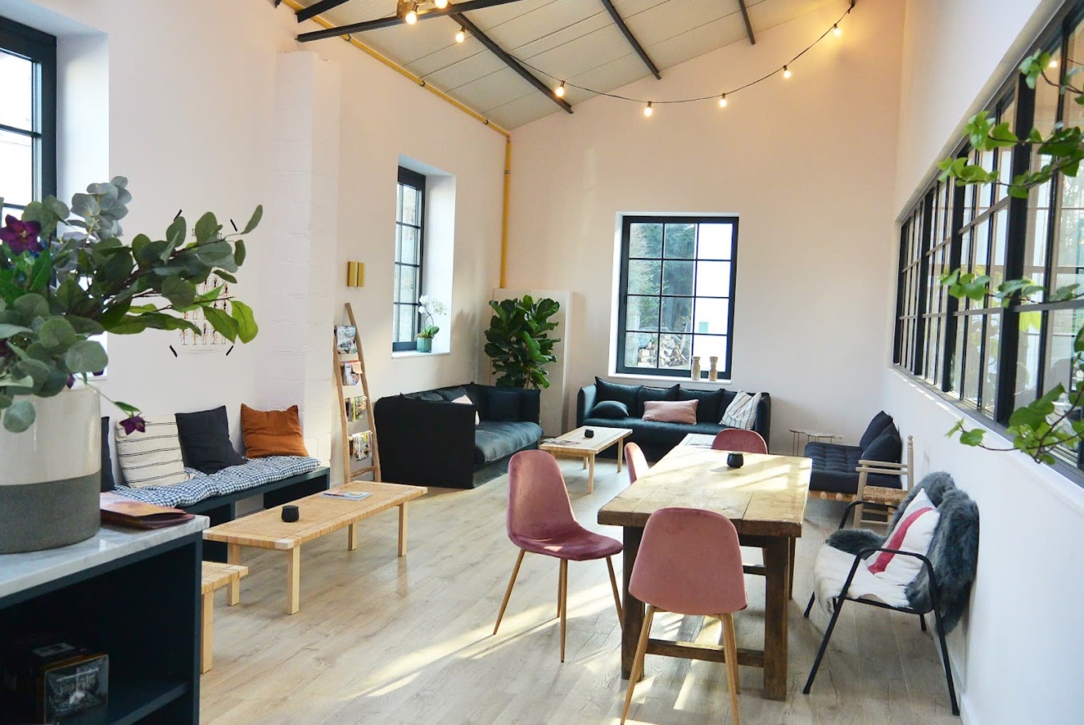 Espace visiteurs du studio La Boum à Rhode-Saint-Genèse