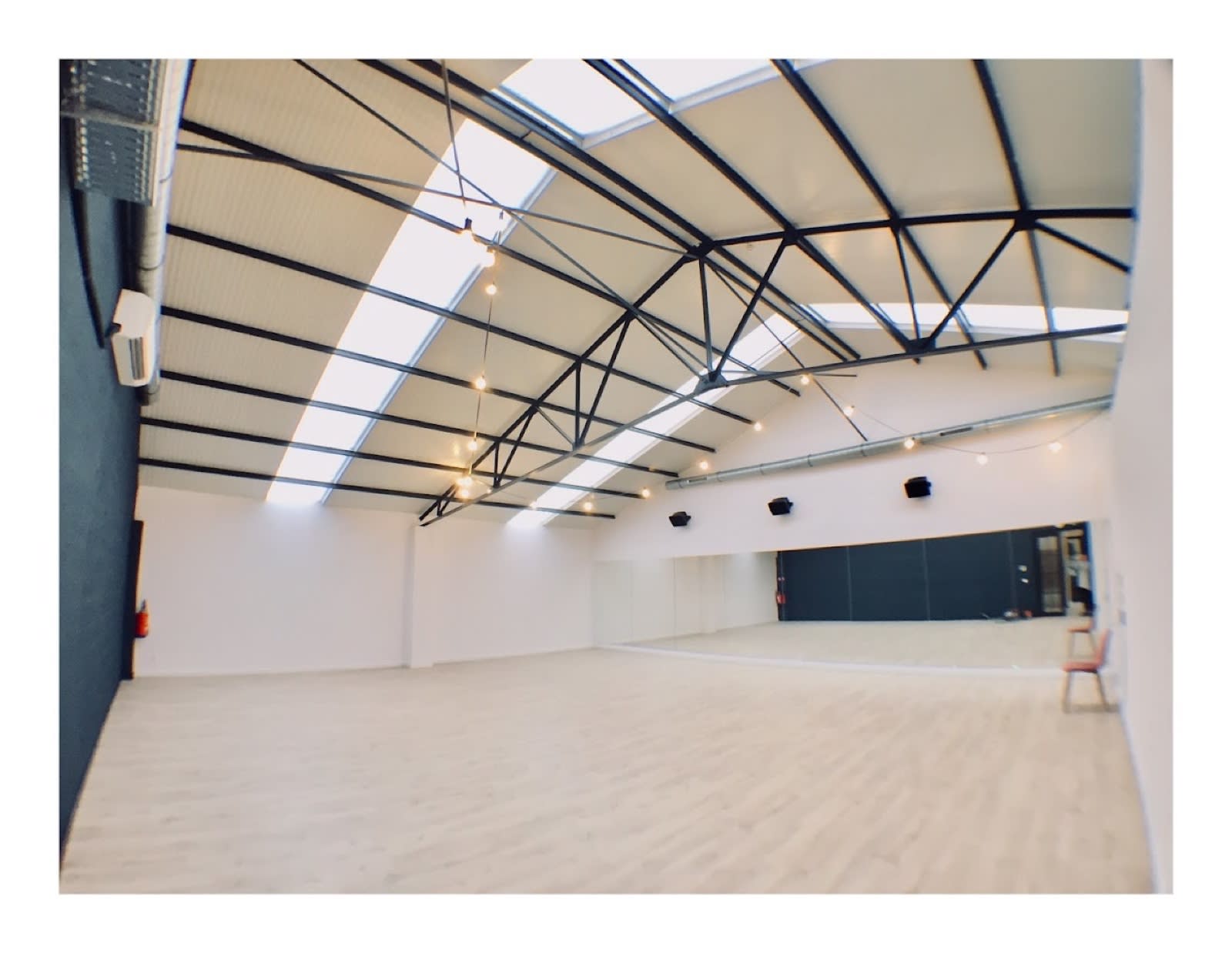 Espace intérieur du studio La Boum à Rhode-Saint-Genèse