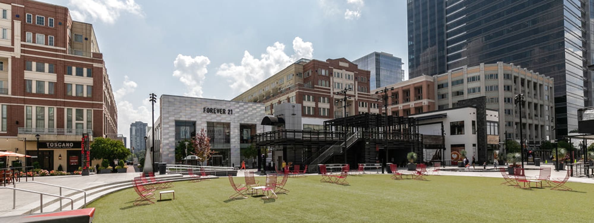 Atlantic Station near 17th Street Lofts in Atlanta, Georgia
