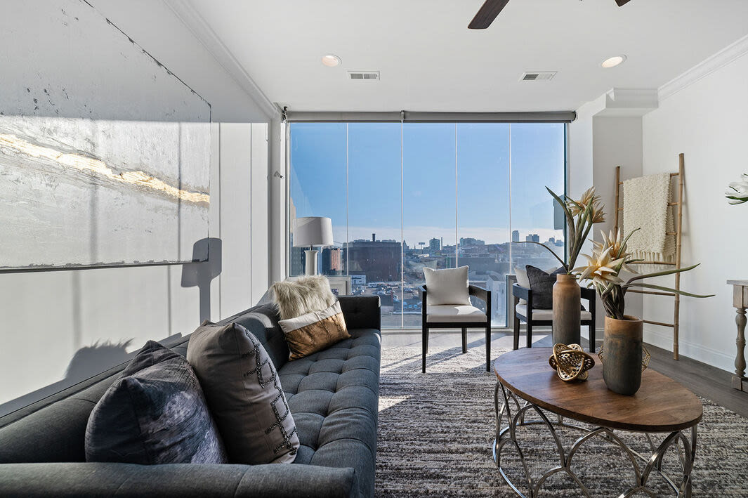 Residences at 1 Brown 7 of 10