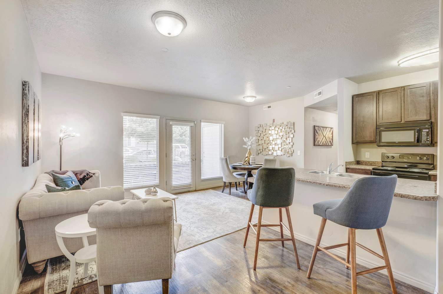 Avida Apartments 5 of 12