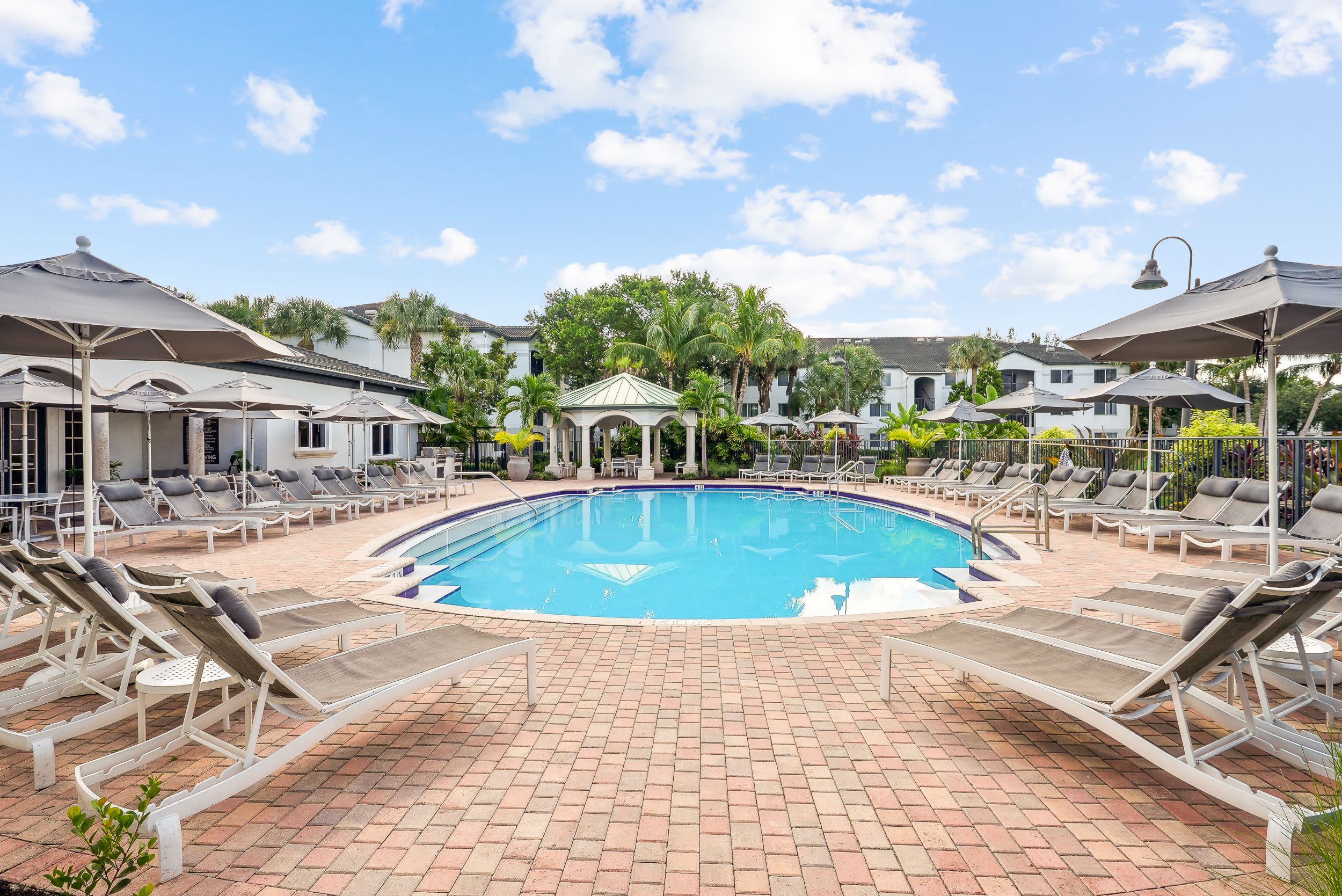 Palm Trace Landings Apartments 2 of 12
