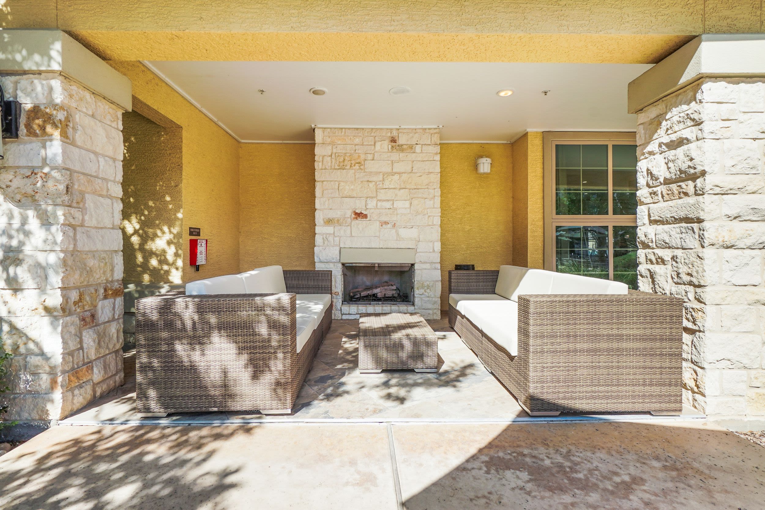 Lounge at Grand at The Dominion Apartments