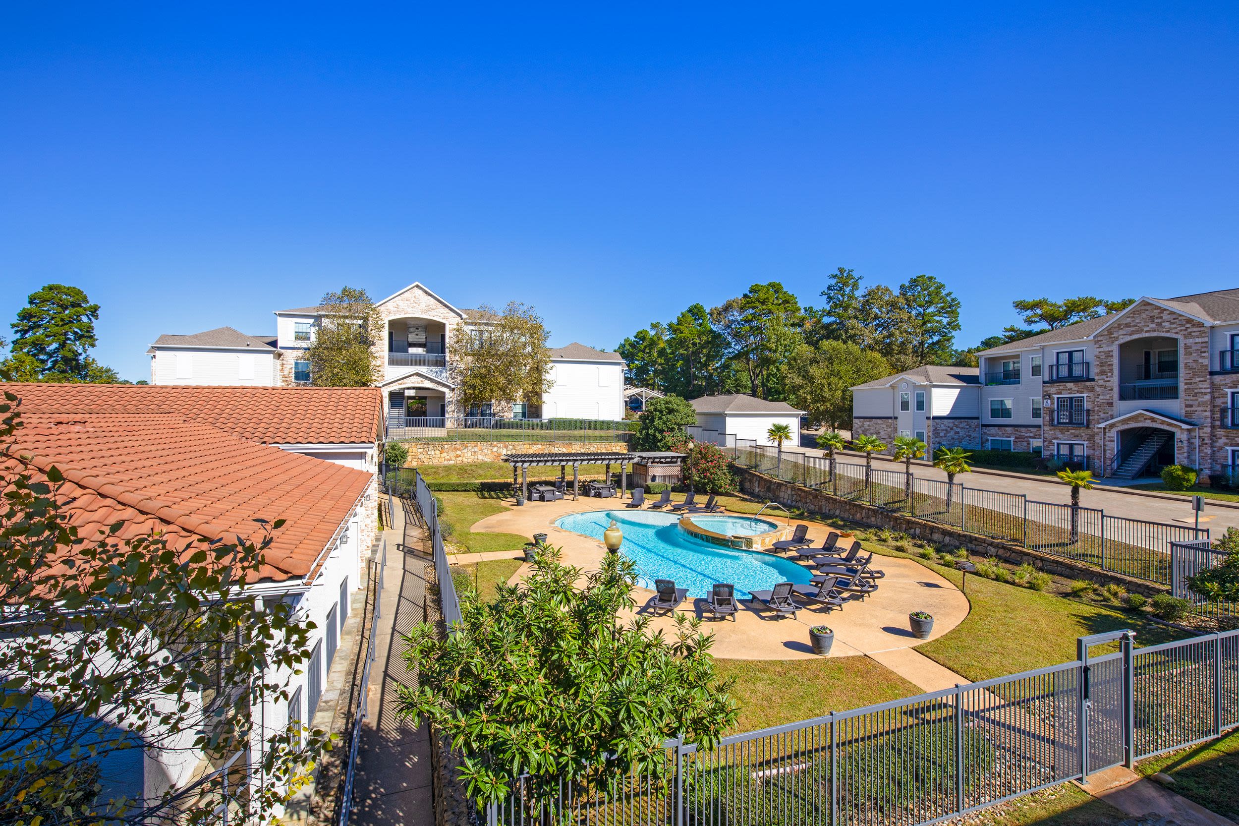 Stonebrook Apartments 9 of 12