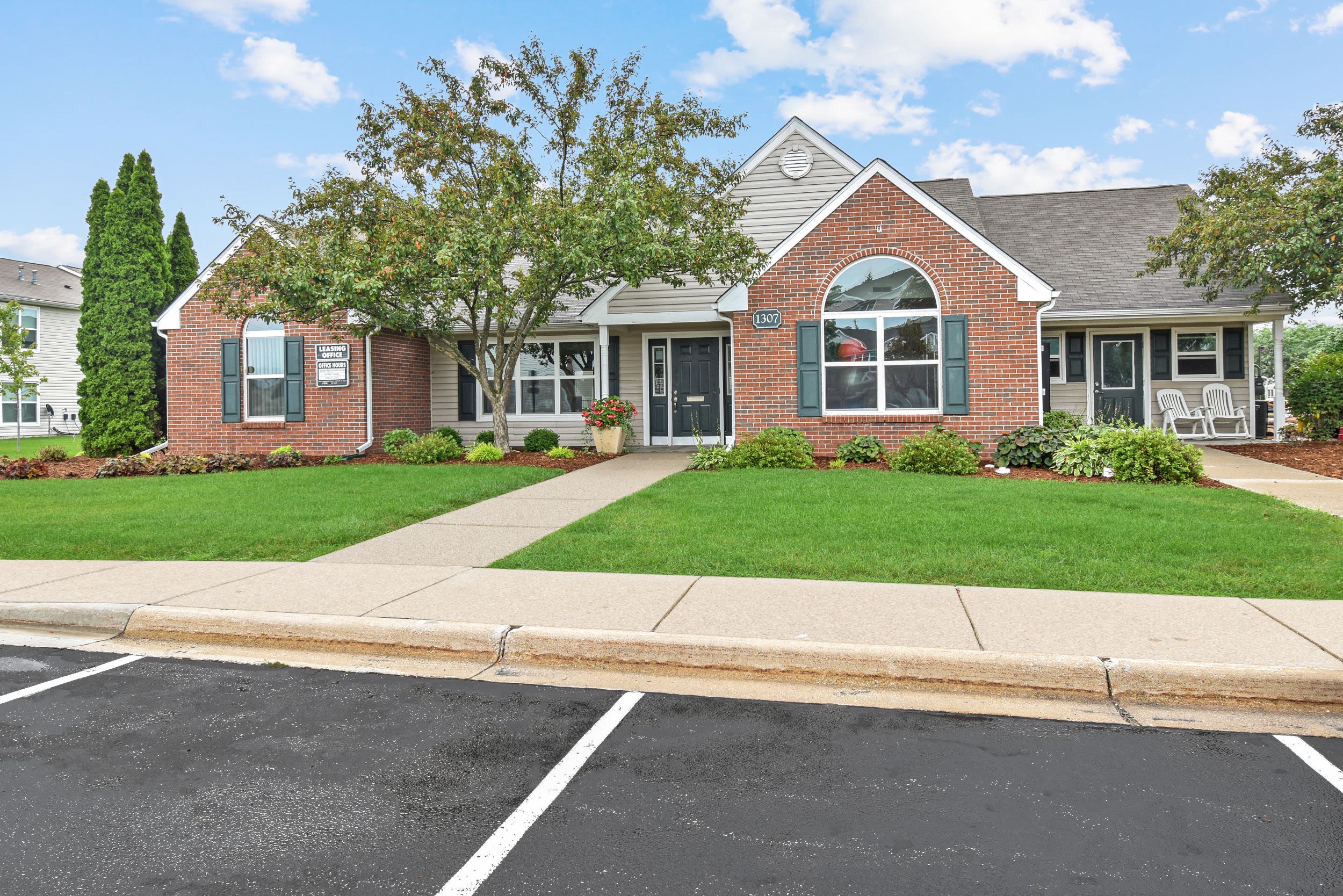 Sterling Crest Apartments 2 of 12
