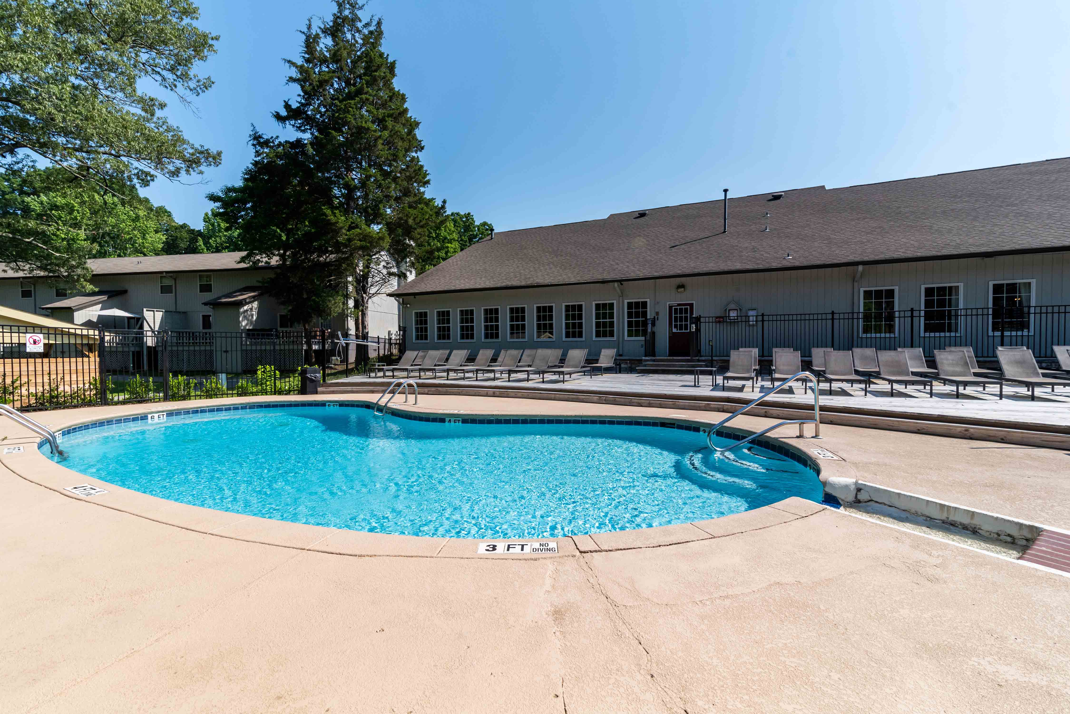 Pool at Eagle Pointe Apartment Homes (4 of 4)