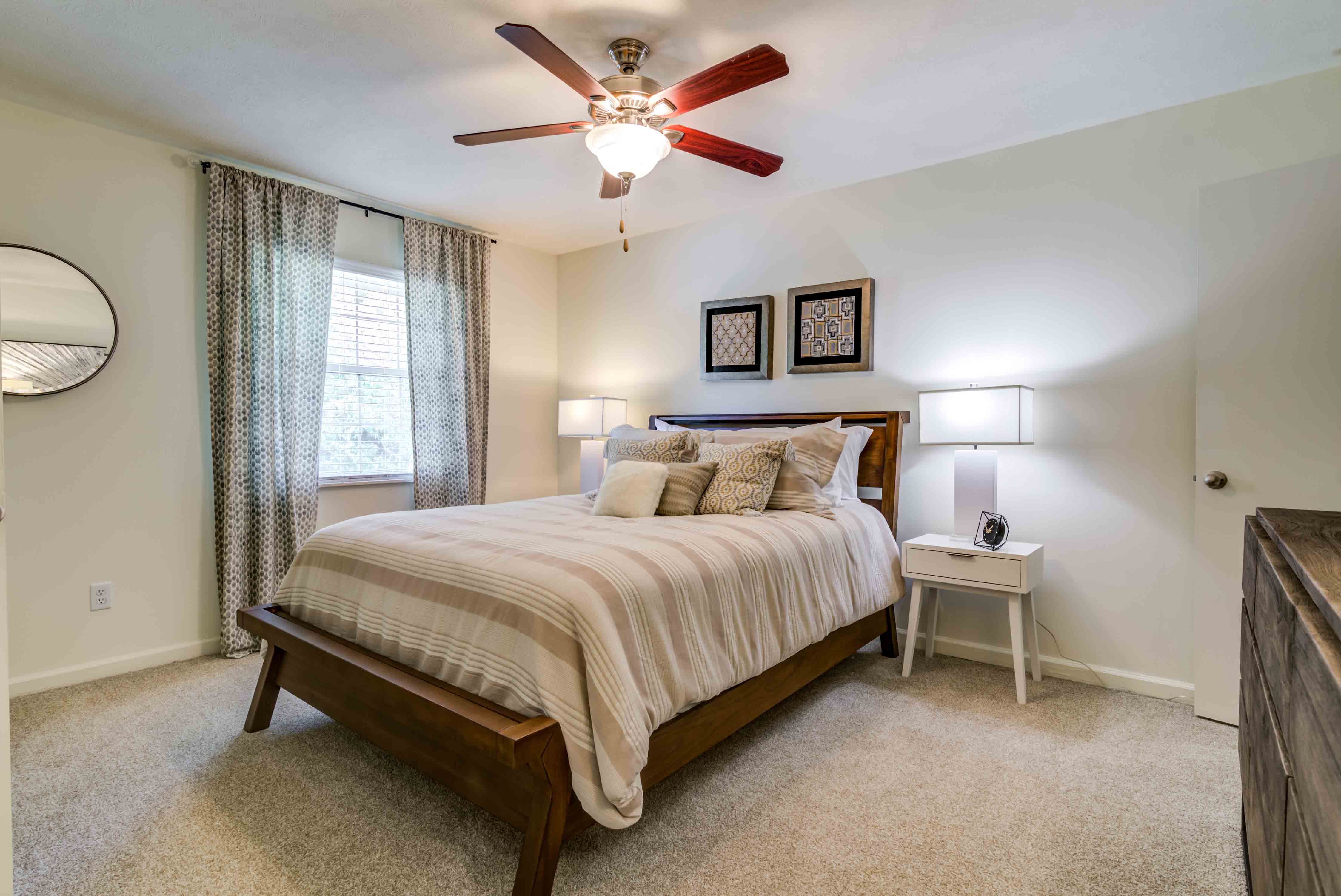Eagle Pointe Apartment Homes 9 of 12
