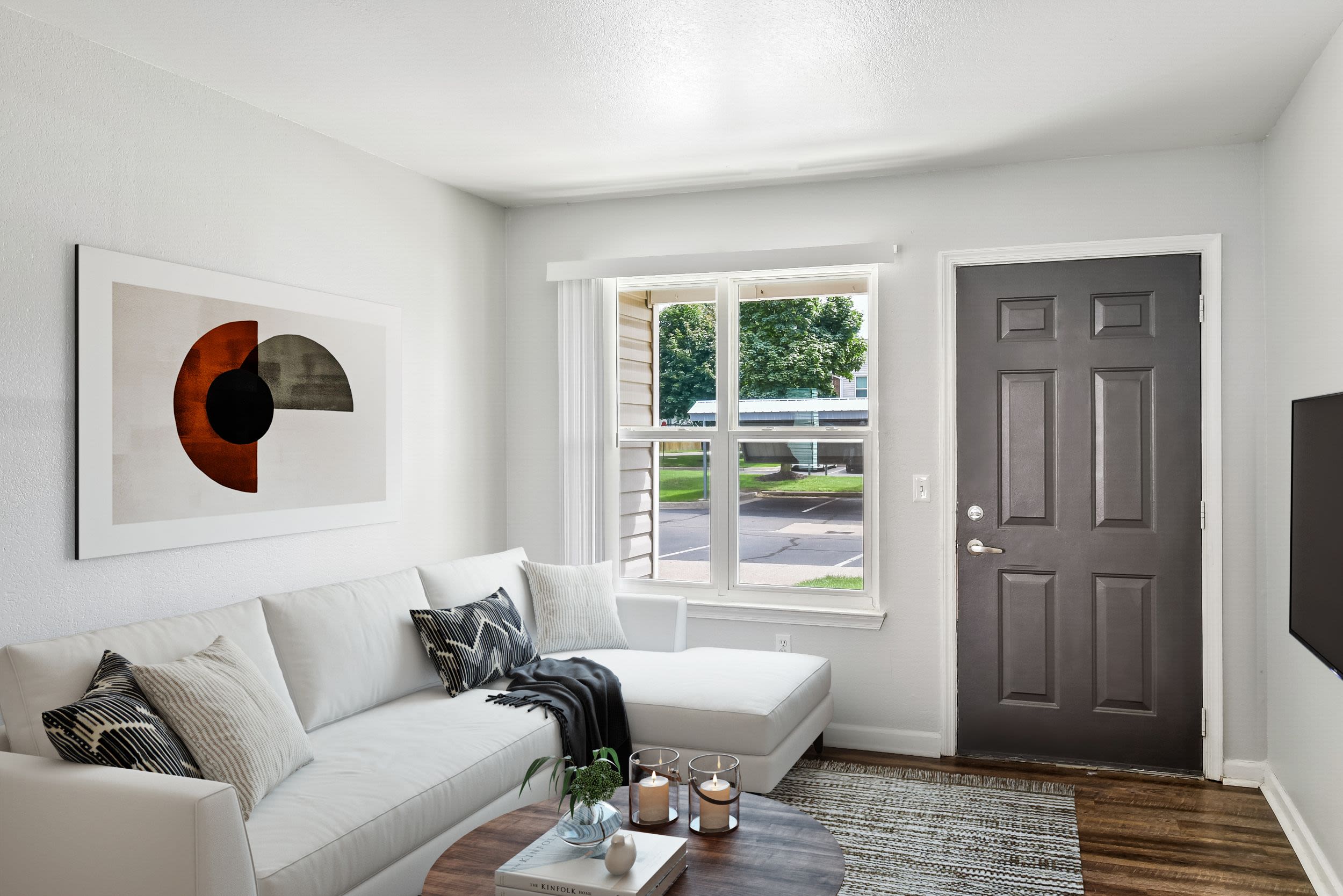 Cascade Apartments 8 of 12
