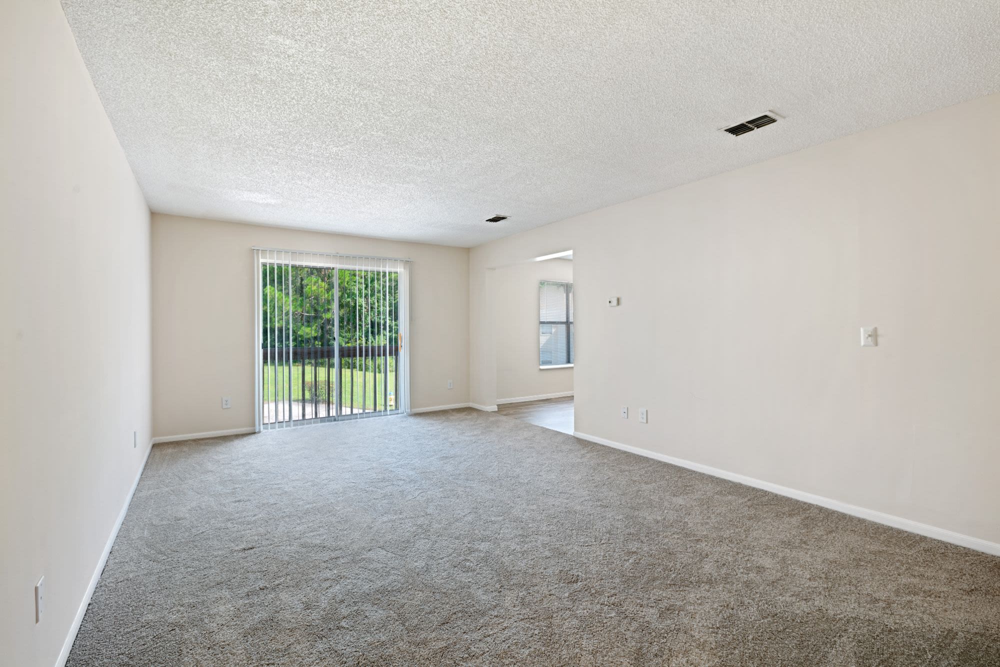 The Retreat at Hidden Bay Apartment Homes 5 of 12