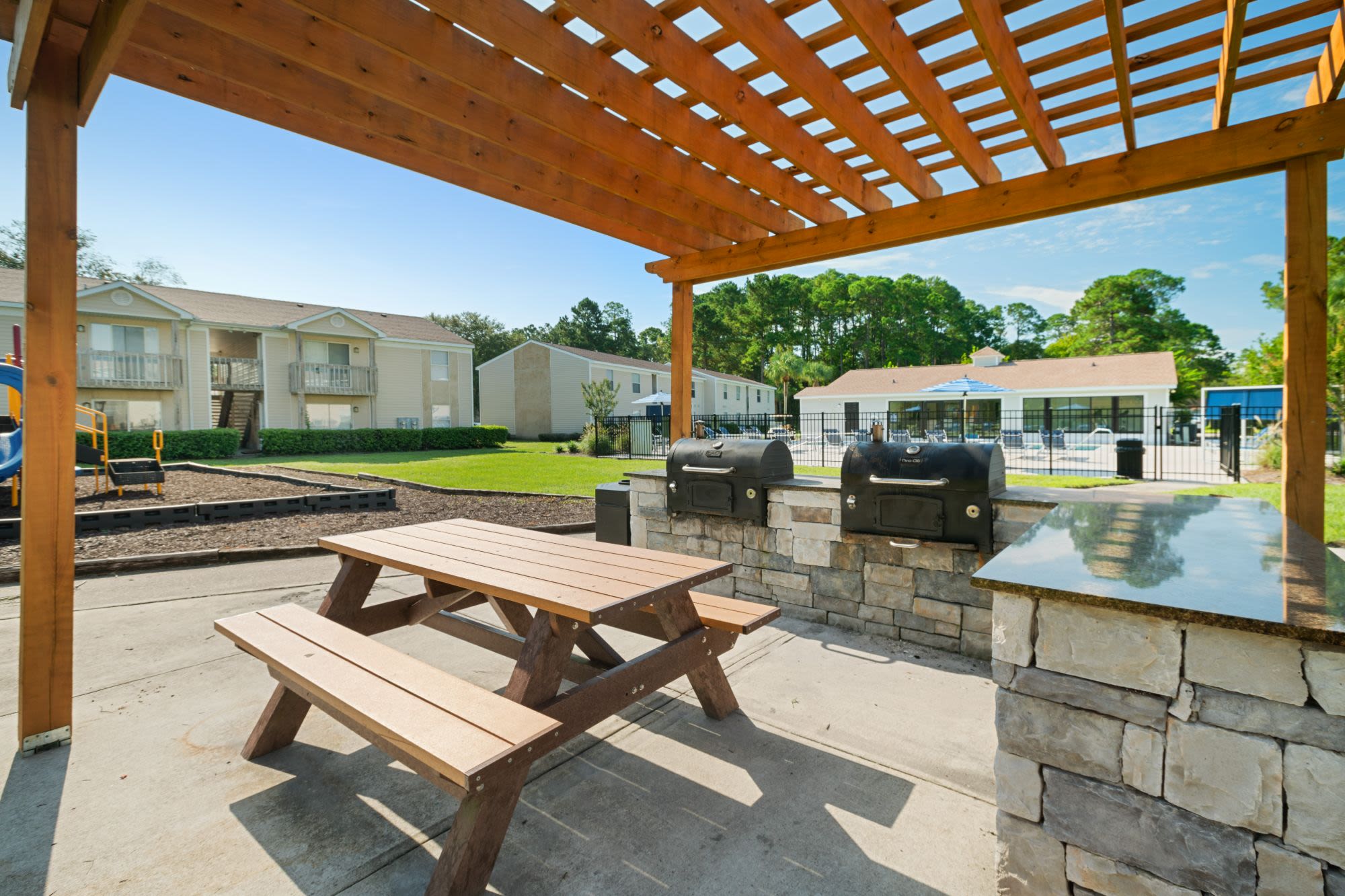 The Retreat at Hidden Bay Apartment Homes 4 of 12