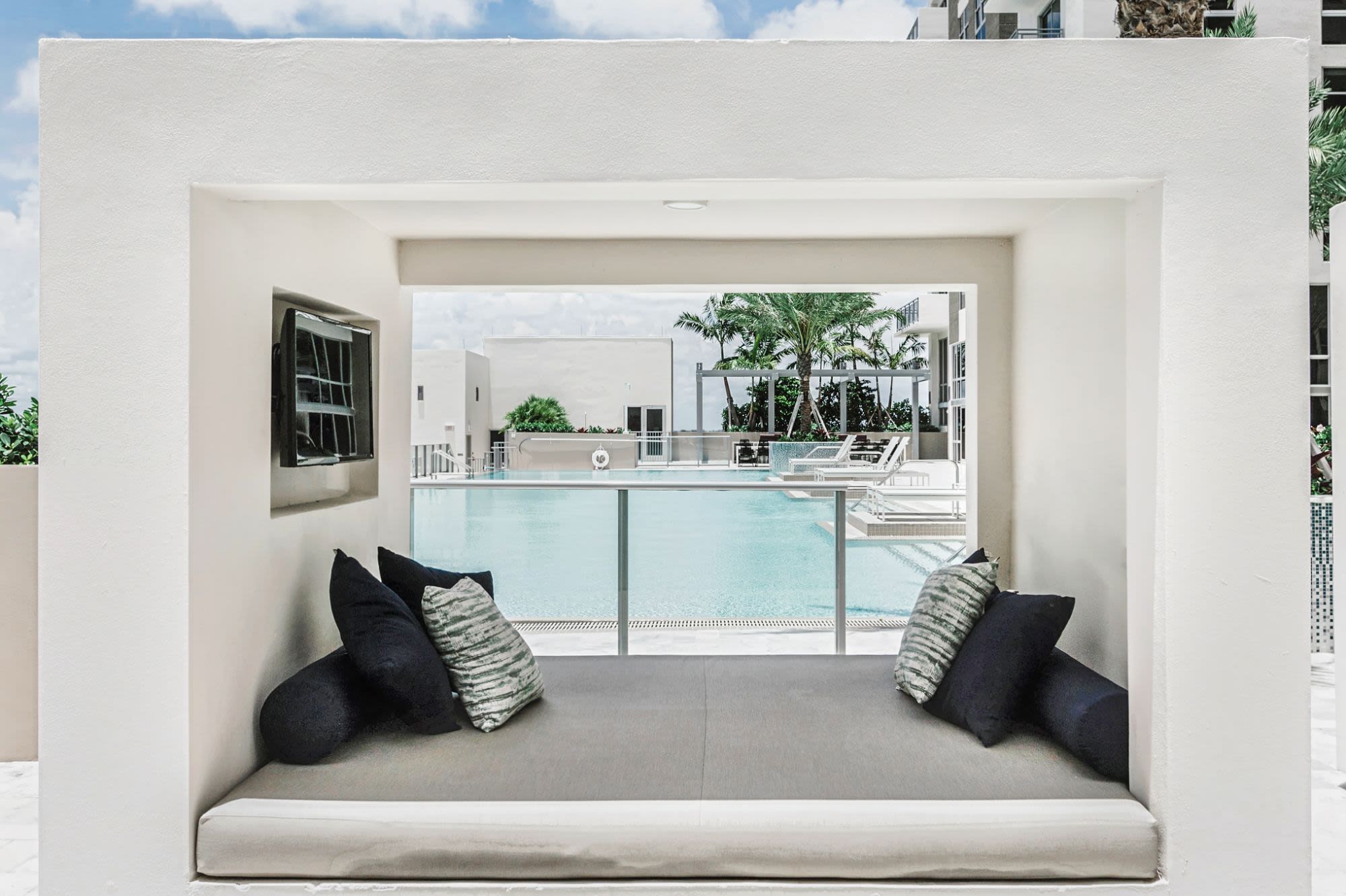 The Palmer Dadeland Apartments 12 of 12