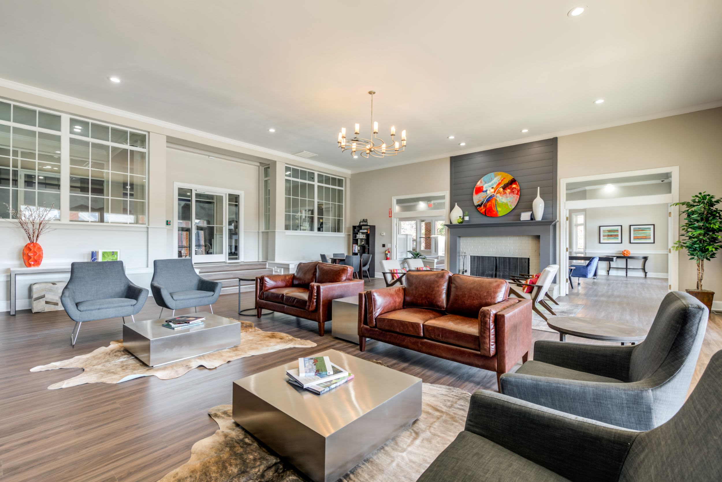 The Racquet Club Apartments 8 of 12