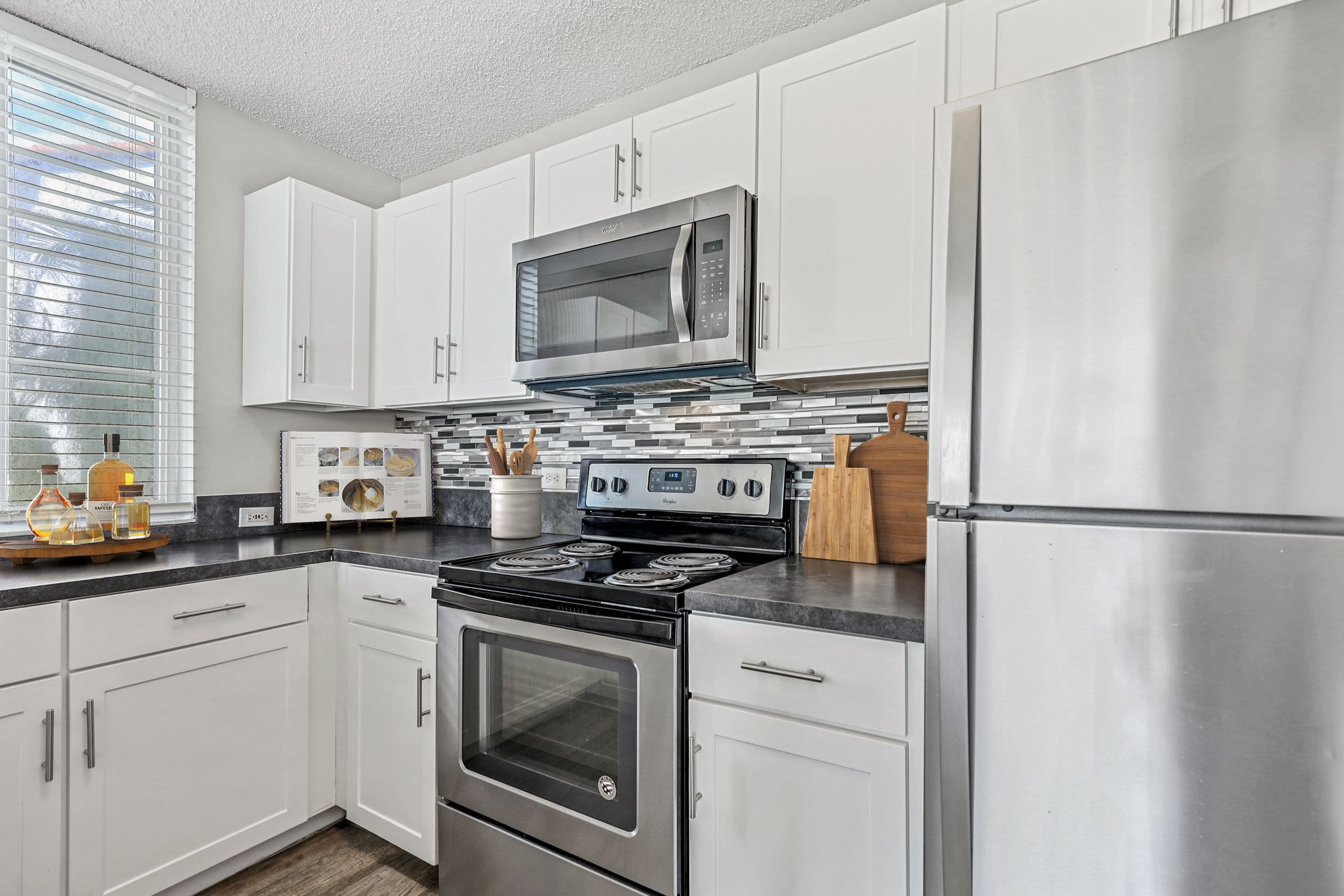 The Enclave Apartments at Waterways 6 of 12