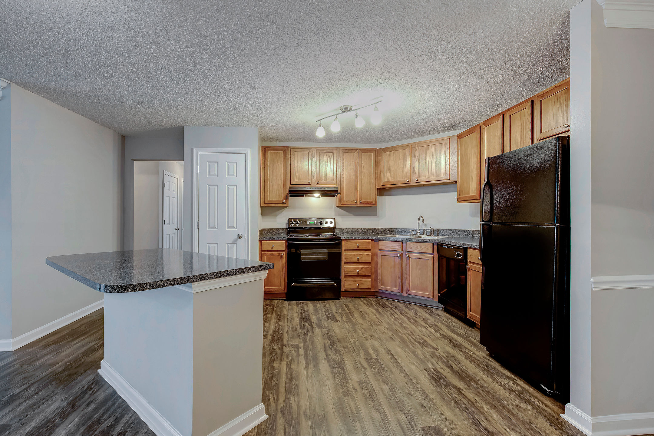 Walden Legacy Apartment Homes 4 of 12