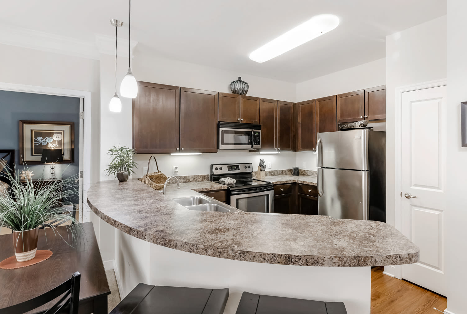 The Reserves at Arboretum Apartments 6 of 12