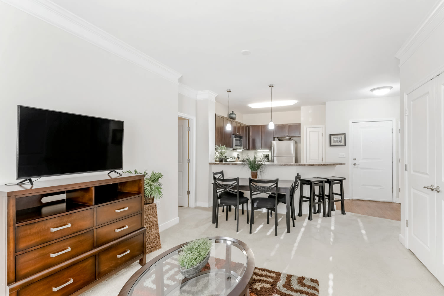 The Reserves at Arboretum Apartments 7 of 12
