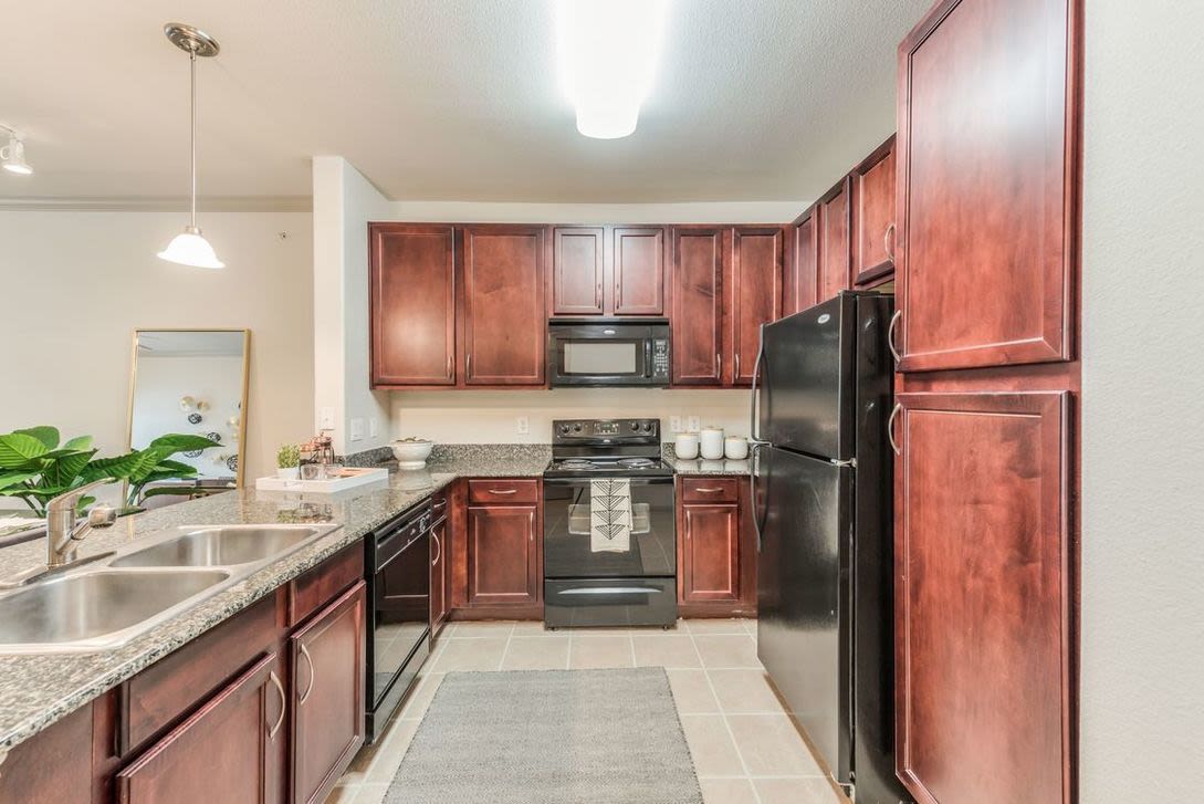 Villas at Bunker Hill Apartments 8 of 12
