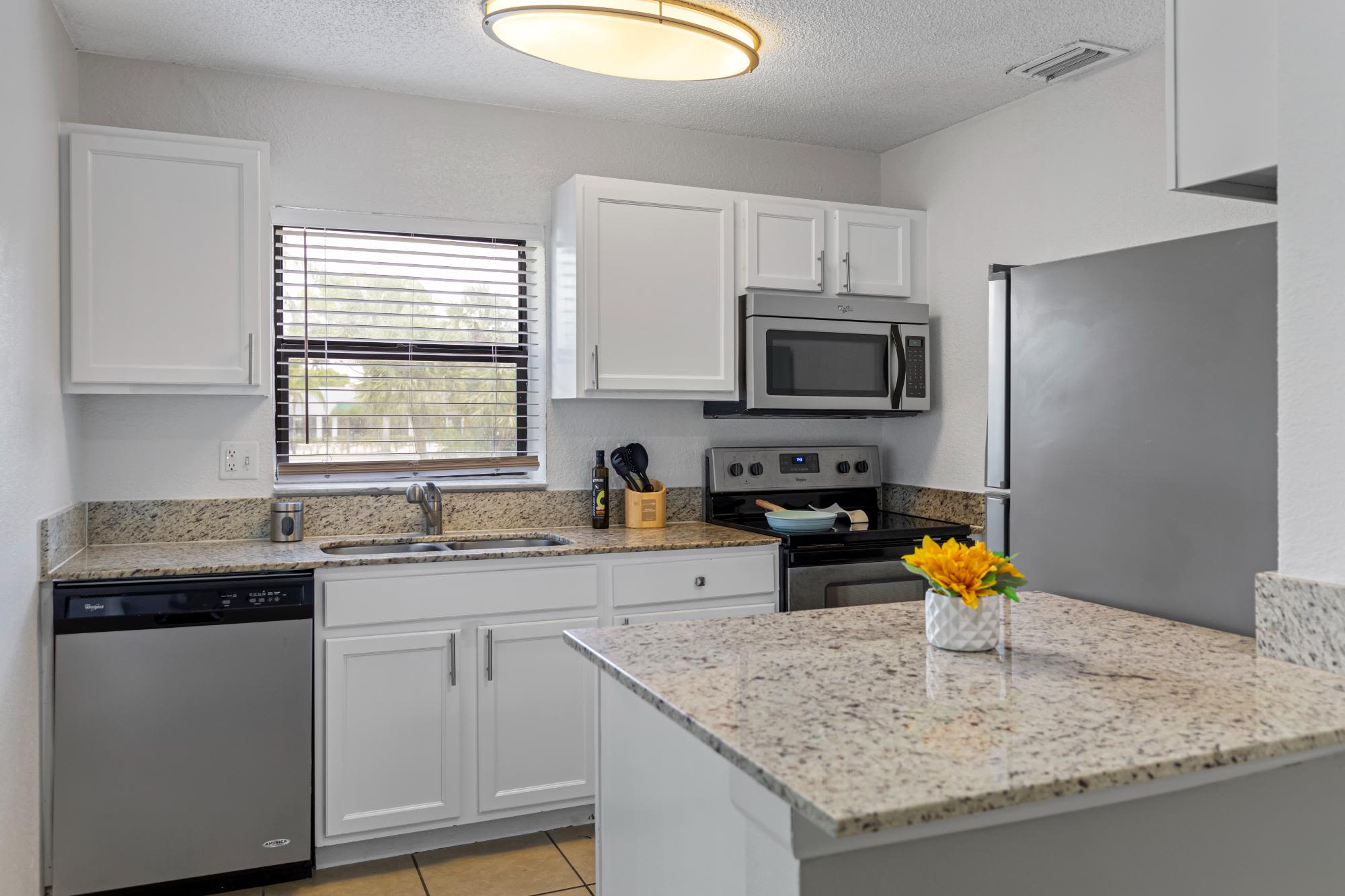 Stella Boca Raton Apartments 8 of 12