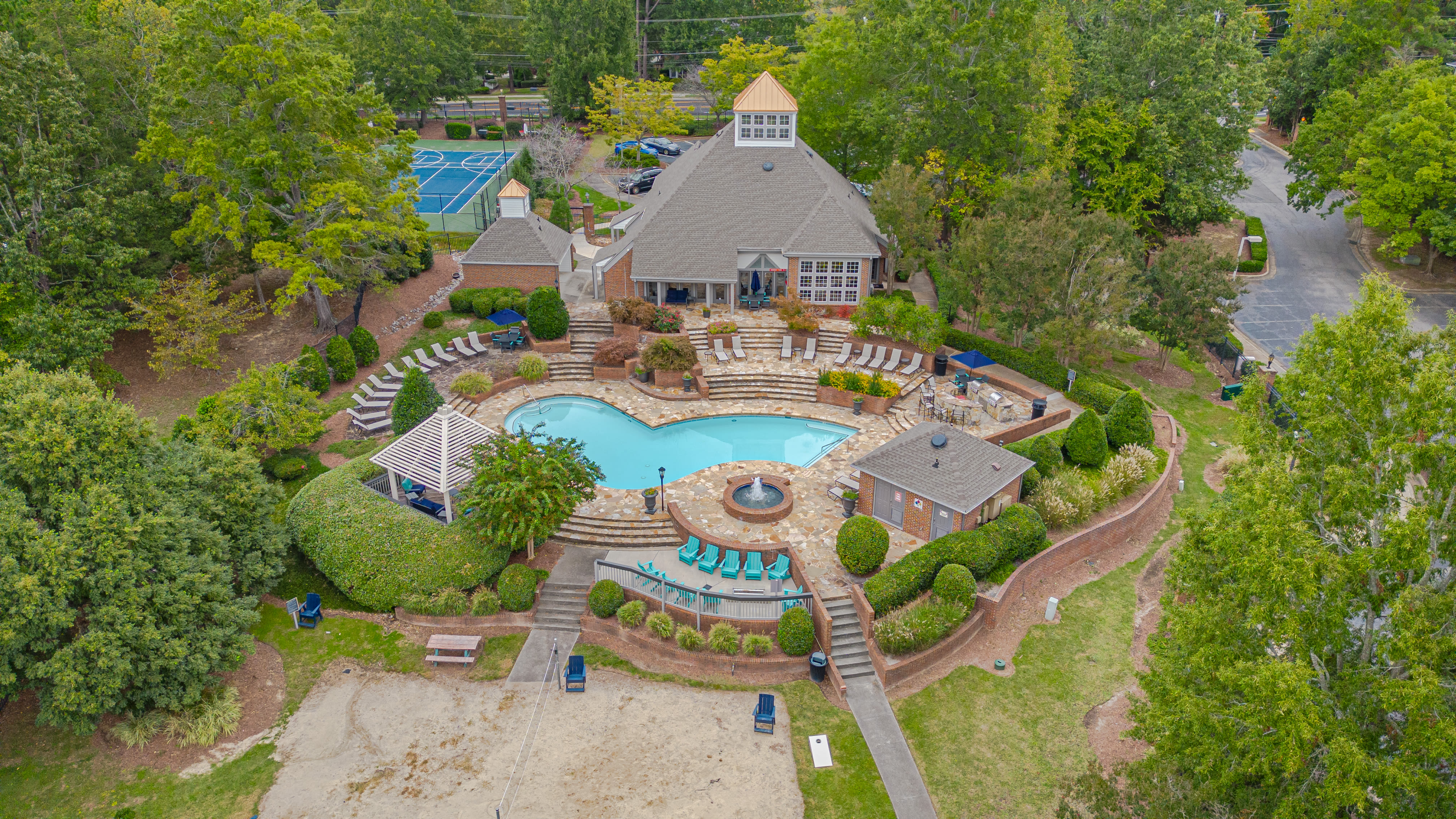 Southpoint Estate Apartments 6 of 12