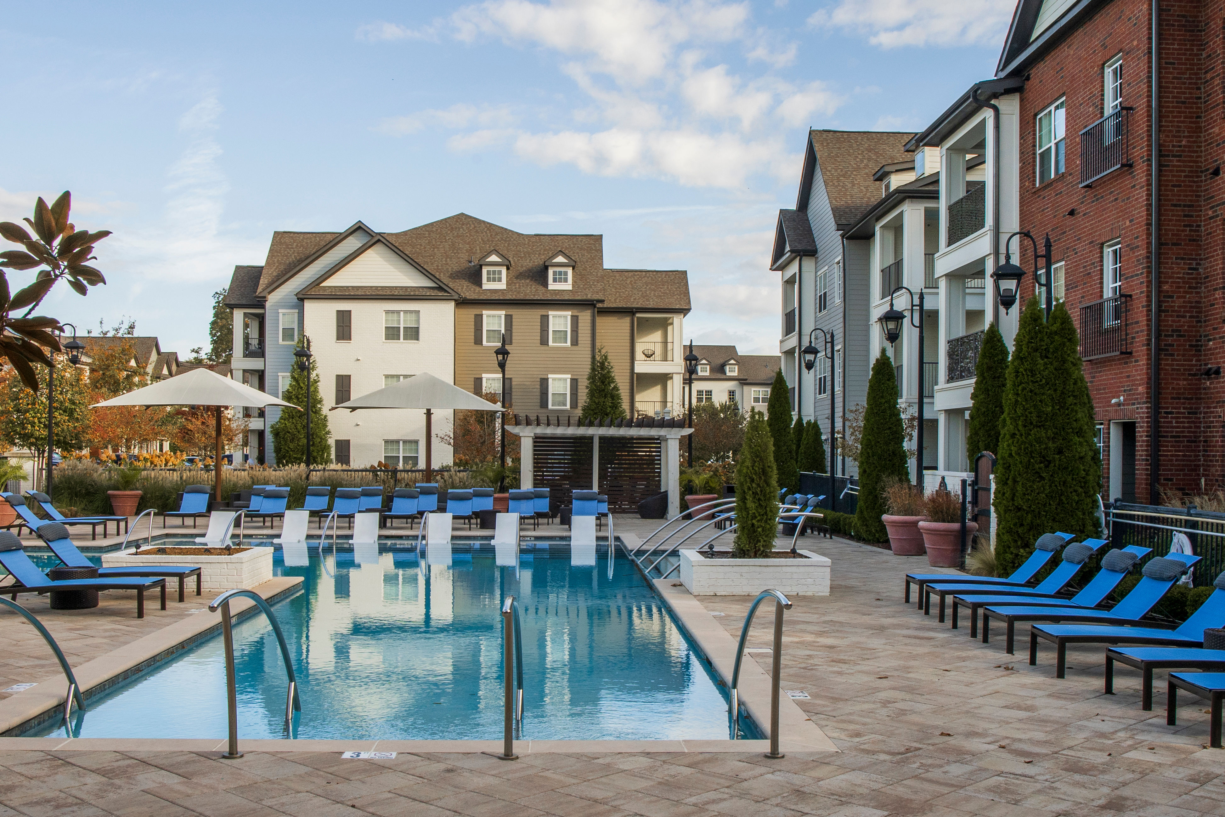 Springfield Apartments 2 of 8