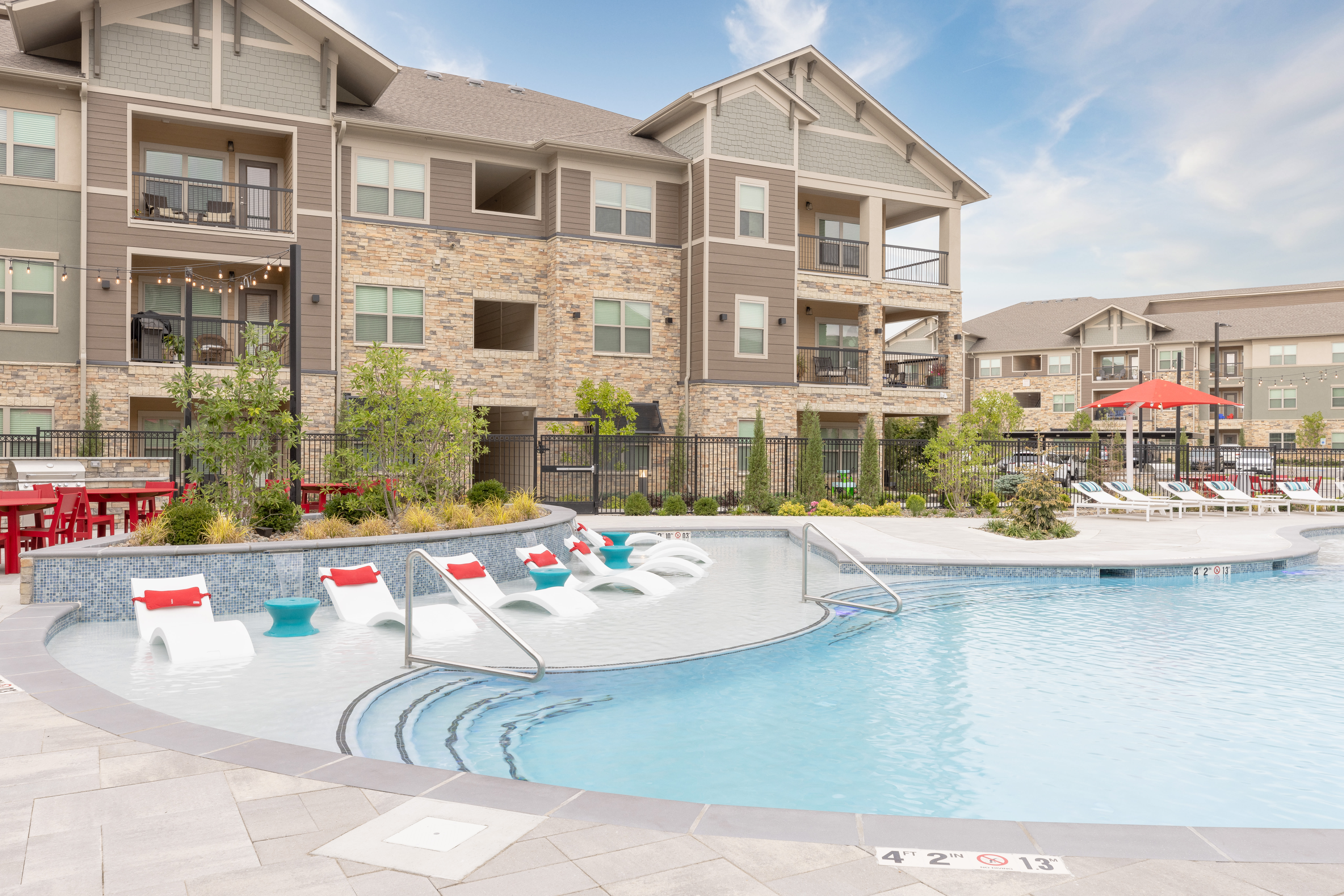 Vale Overland Park Apartments 5 of 12