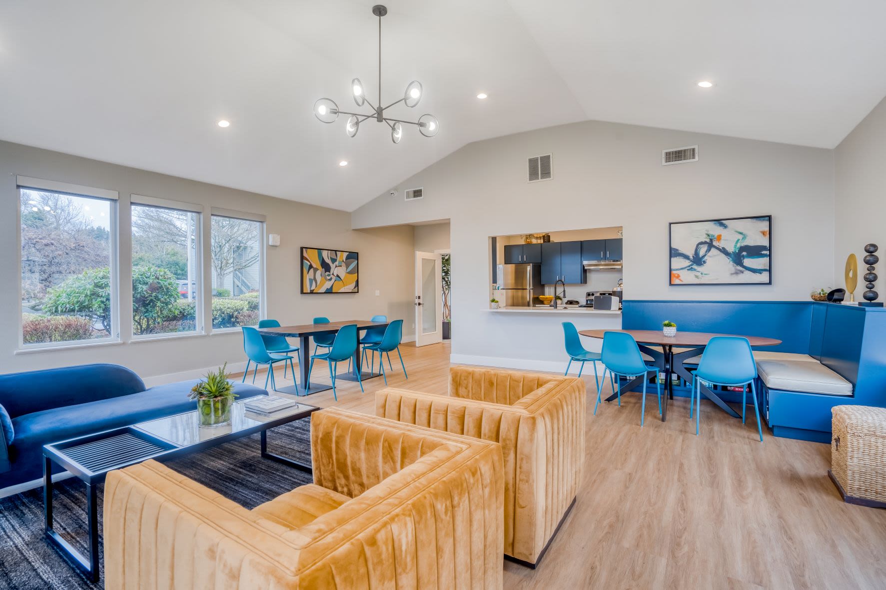 Woodspring Apartments 5 of 5