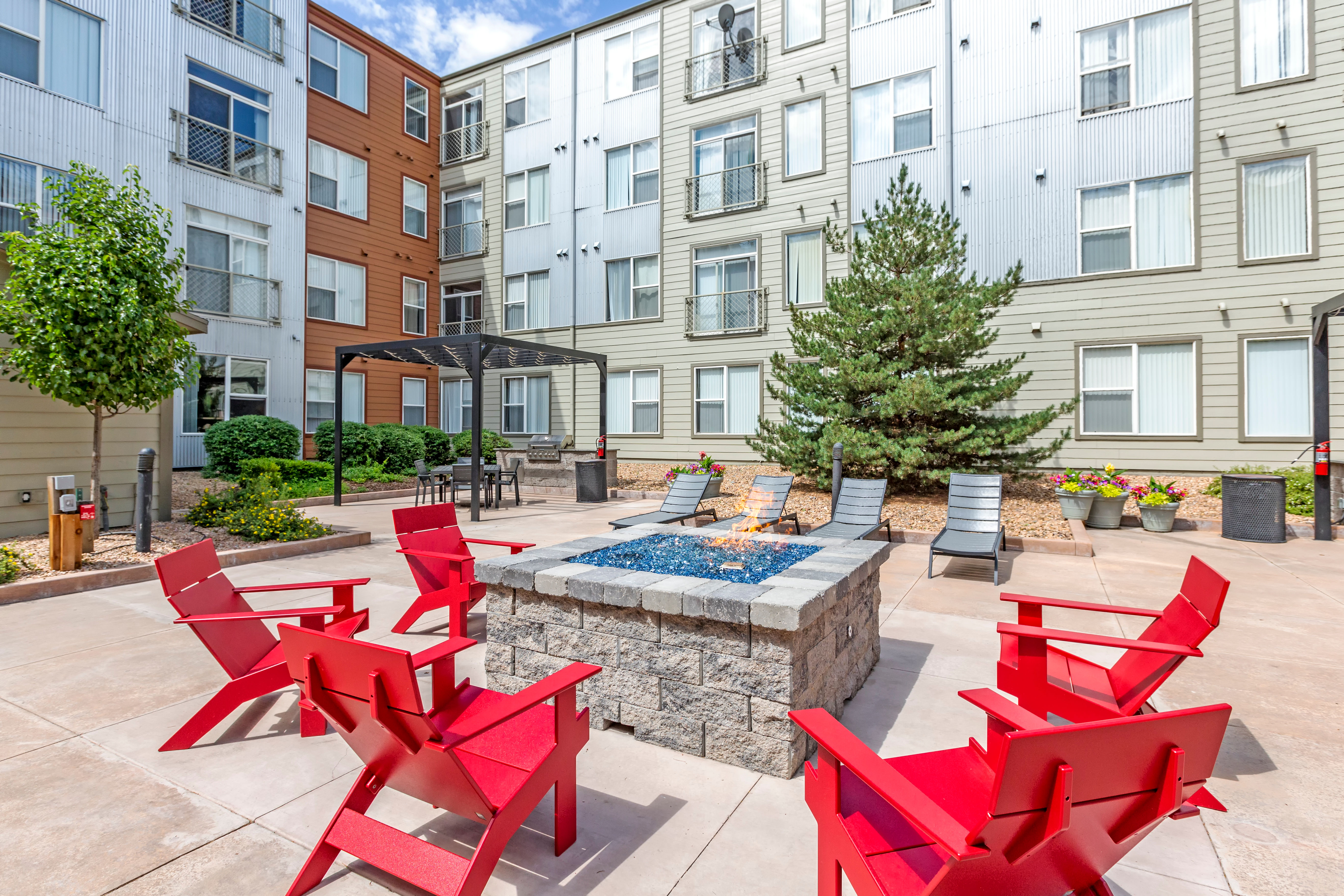 Diamond at Prospect Apartments 2 of 11