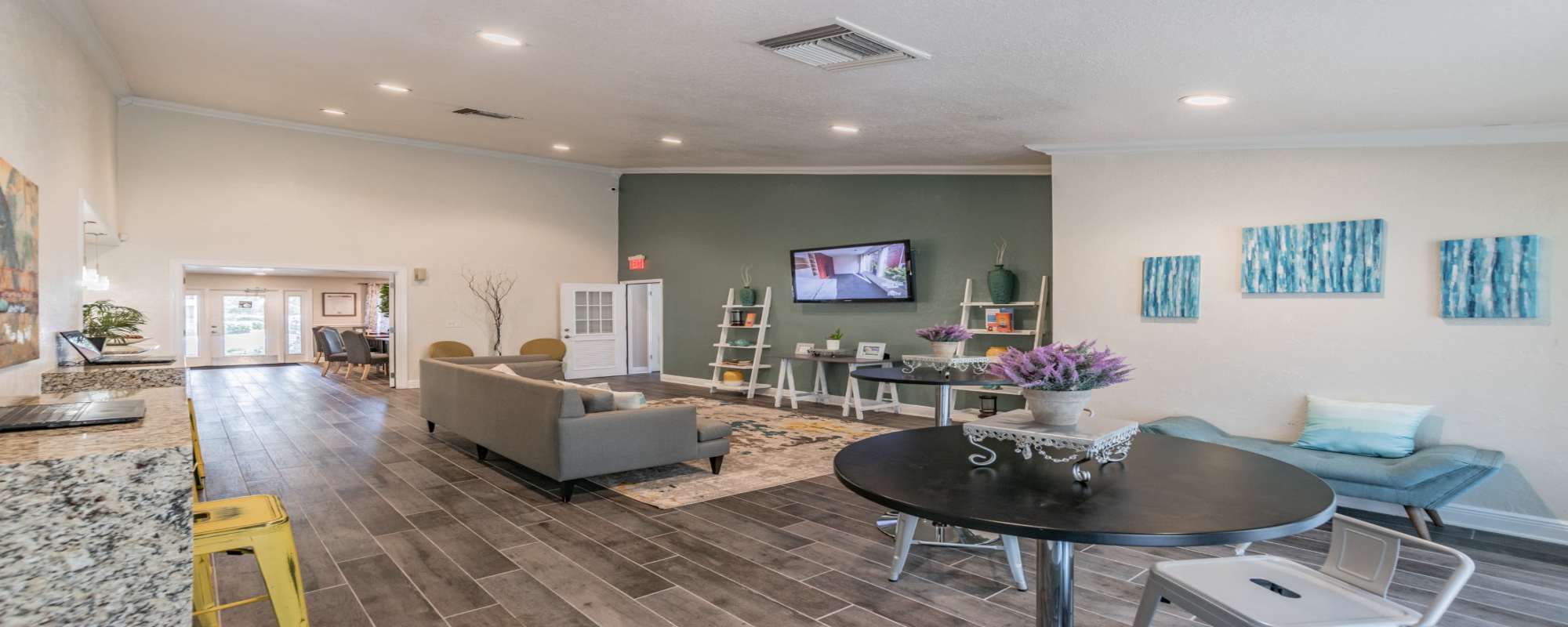 Apartments at Legend Oaks in Tampa, Florida