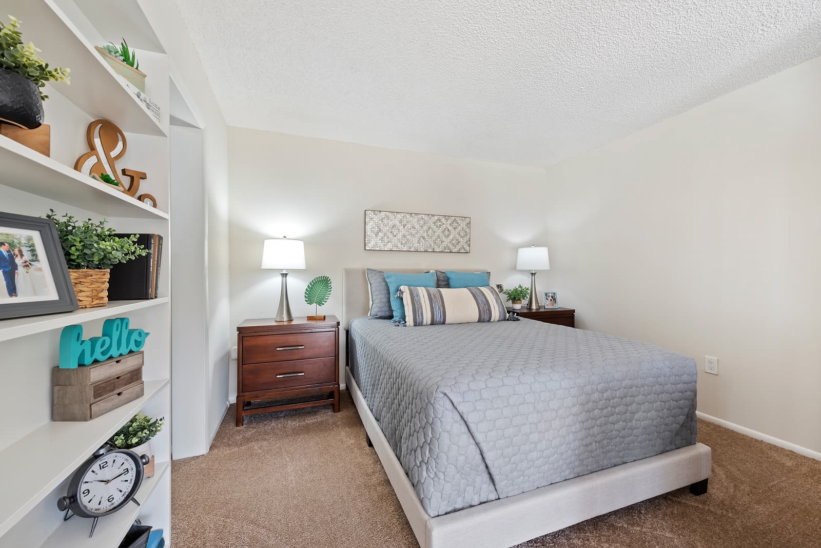 Schedule a tour of Executive Apartments in Miami Lakes, Florida