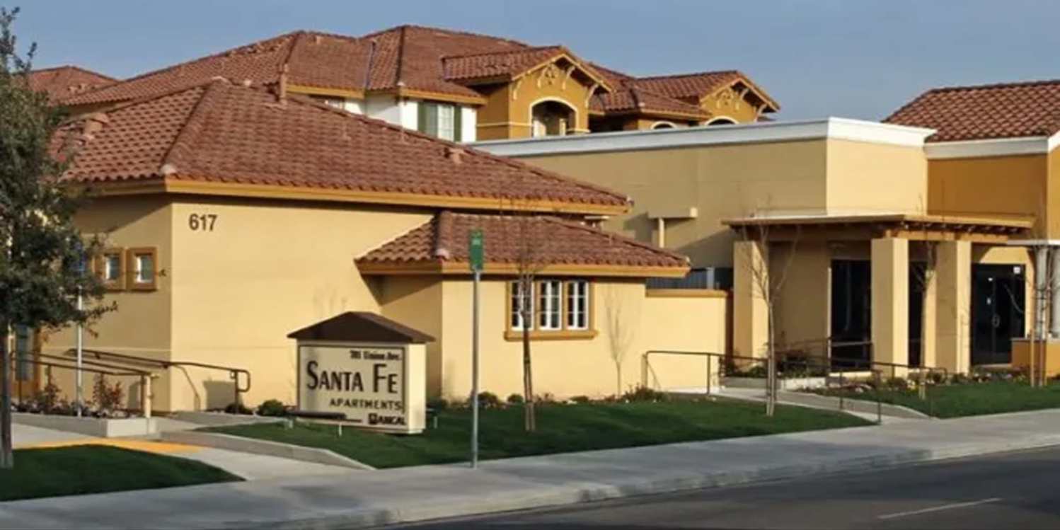 Apartment building photo of Santa Fe Apartments in Bakersfield, NV