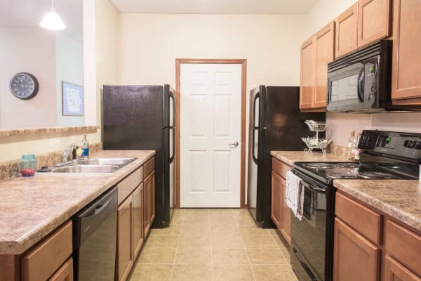 Modern kitchen at Prairie Pointe Student Living in Ankeny, Iowa