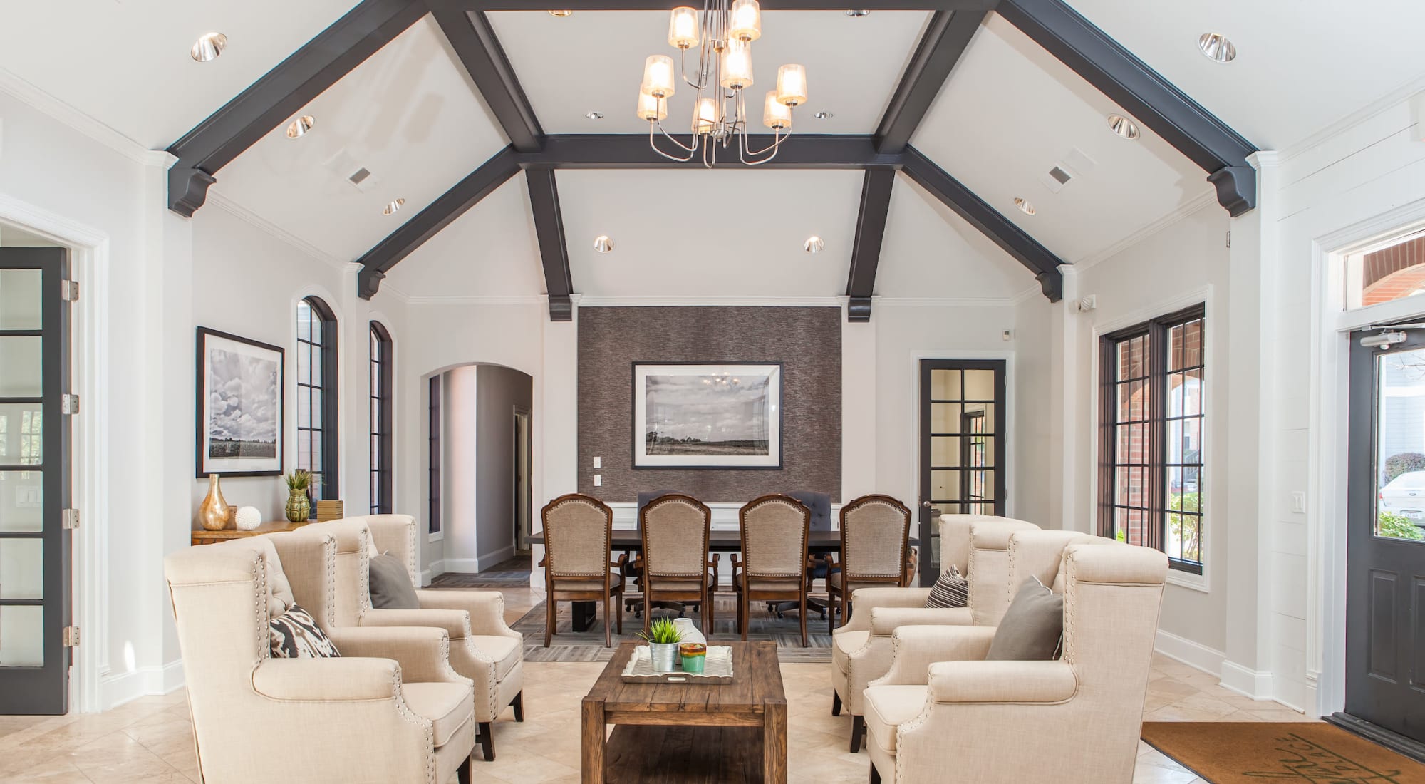 Apartments at Signature Place in West Des Moines, Iowa