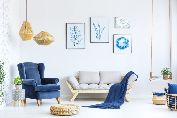 Living room at Bennington Crossings Apartment Homes in Alexandria, Virginia