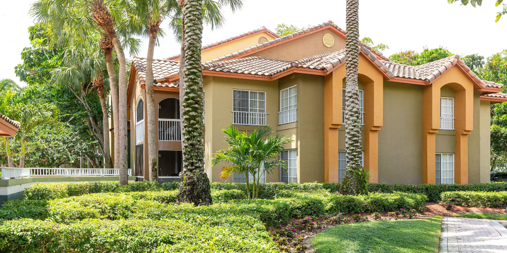 Exterior of Mosaic Apartments in Coral Springs, Florida