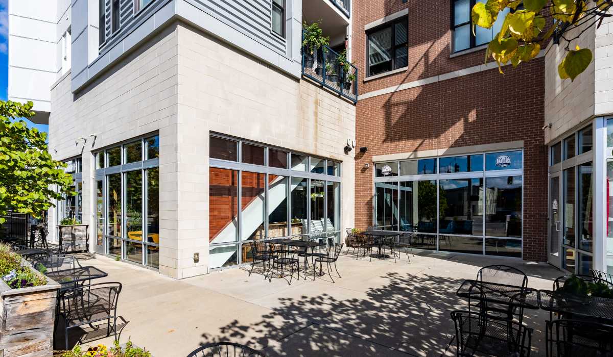 Outdoor seating area near Gantry Apartments in Cincinnati, Ohio