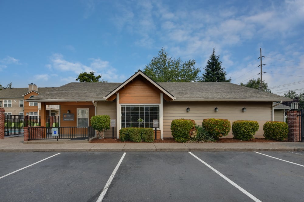 The exterior of the leasing office at Carriage Park Apartments in Vancouver, Washington