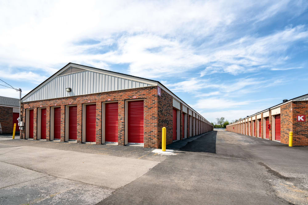 Exterior Units at Metro Self Storage in Knoxville, TN