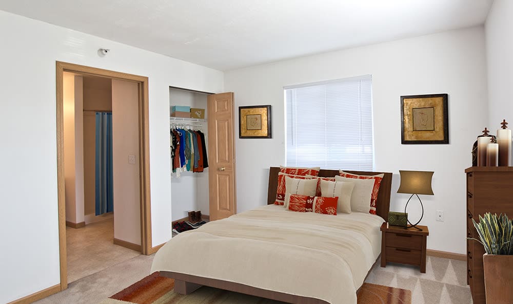 Steeplechase Apartments Townhomes For Rent Toledo Oh