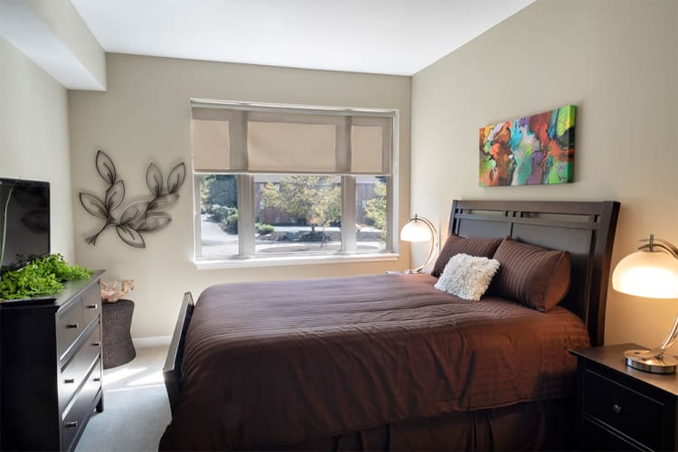 Bedroom at Cosmopolitan in Pittsburgh, Pennsylvania