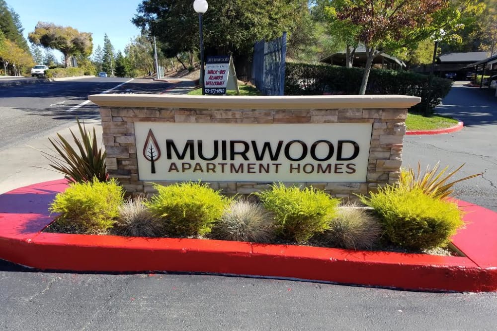 Welcome sign at Muirwood Gardens in Martinez, California