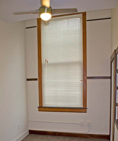 Interior with ceiling fan at Lincoln House in Owosso, Michigan